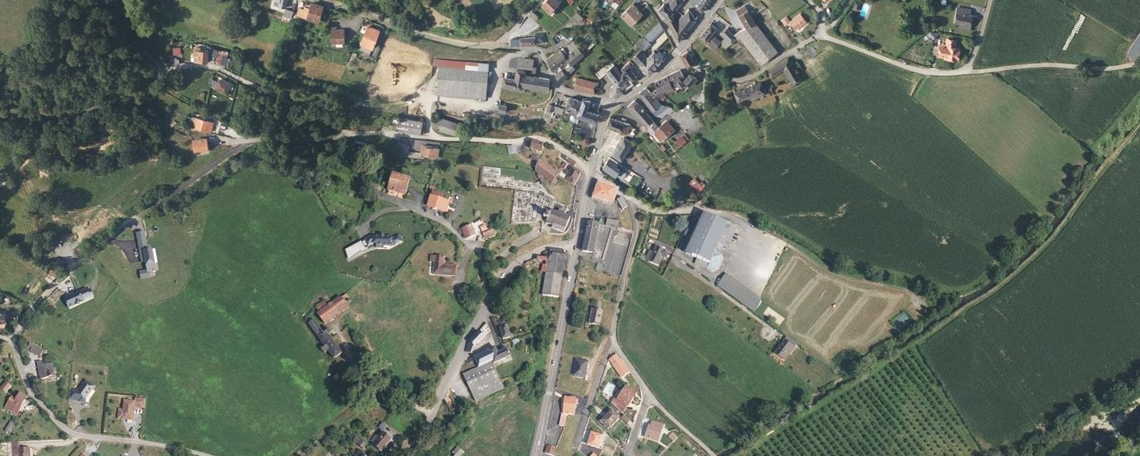 Vue aérienne de Garindein (Pyrénées-Atlantiques)