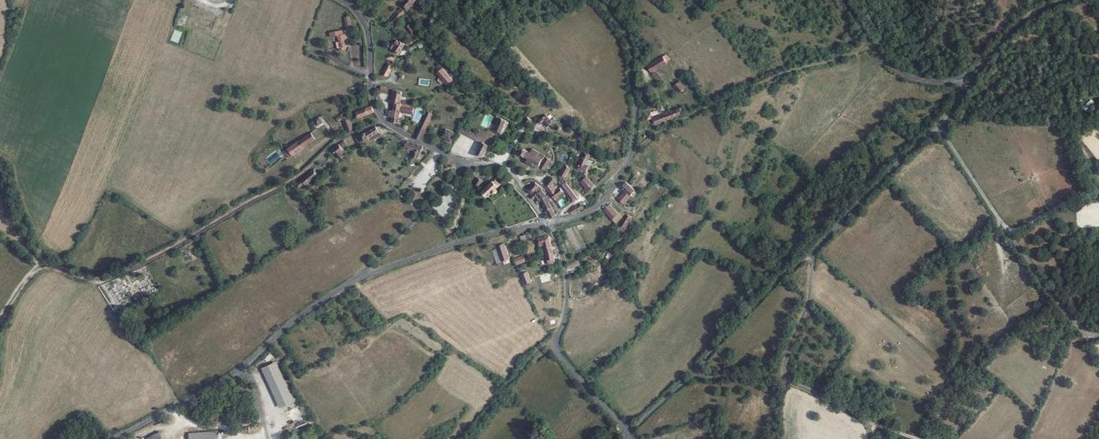 Vue aérienne de Ginouillac (Lot)
