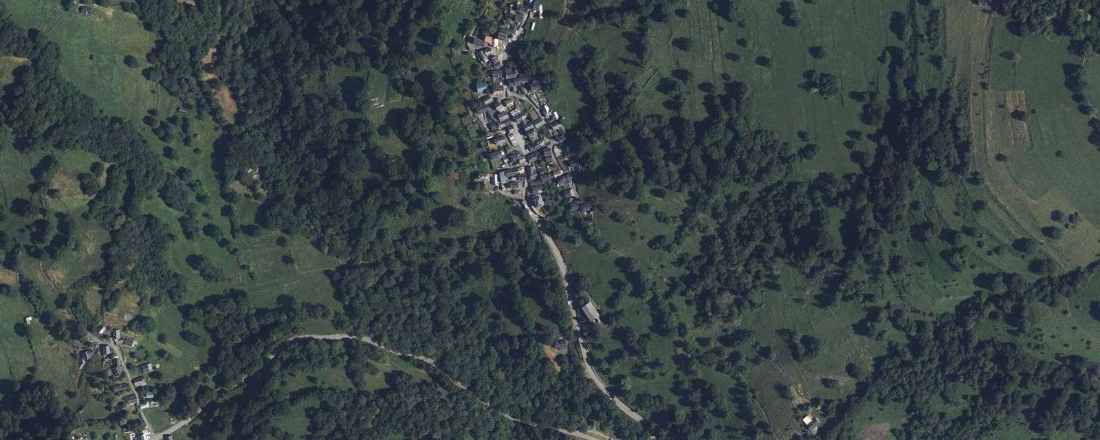 Vue aérienne de Gouaux-de-Luchon (Haute-Garonne)