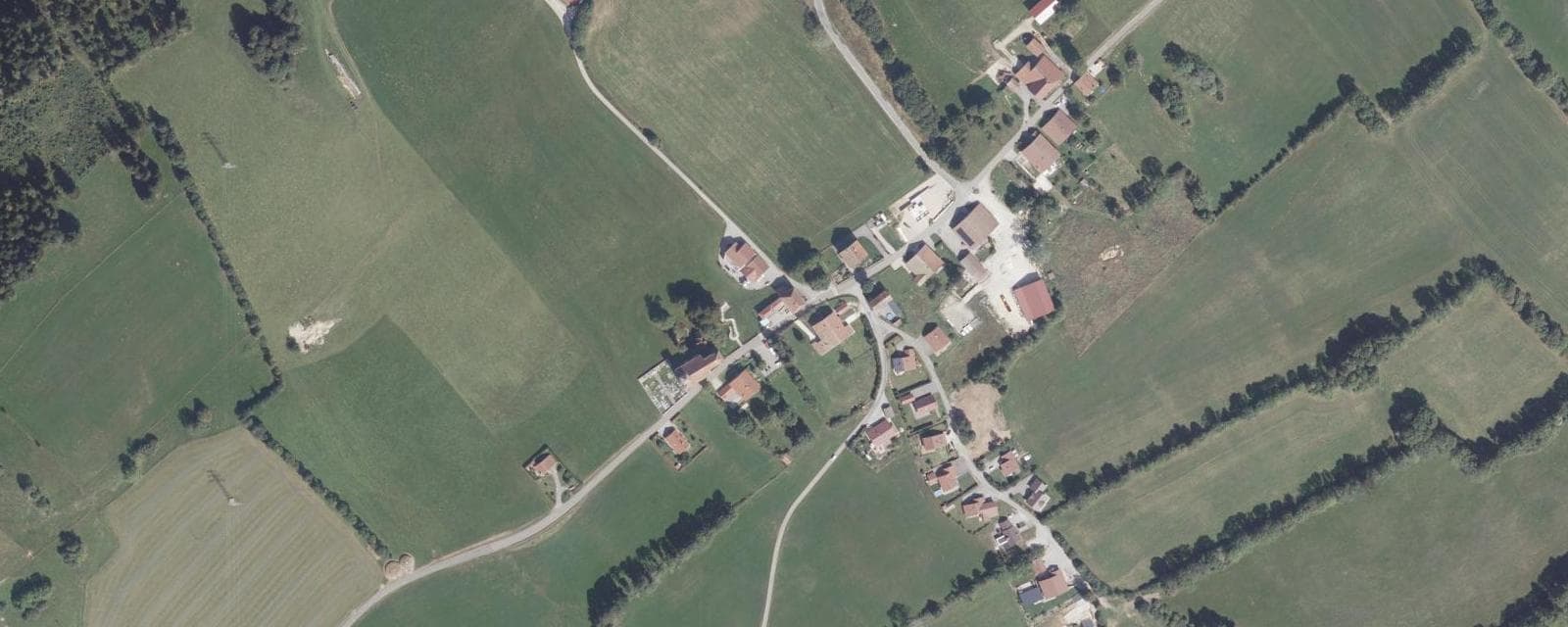Vue aérienne de Grand'Combe-des-Bois (Doubs)