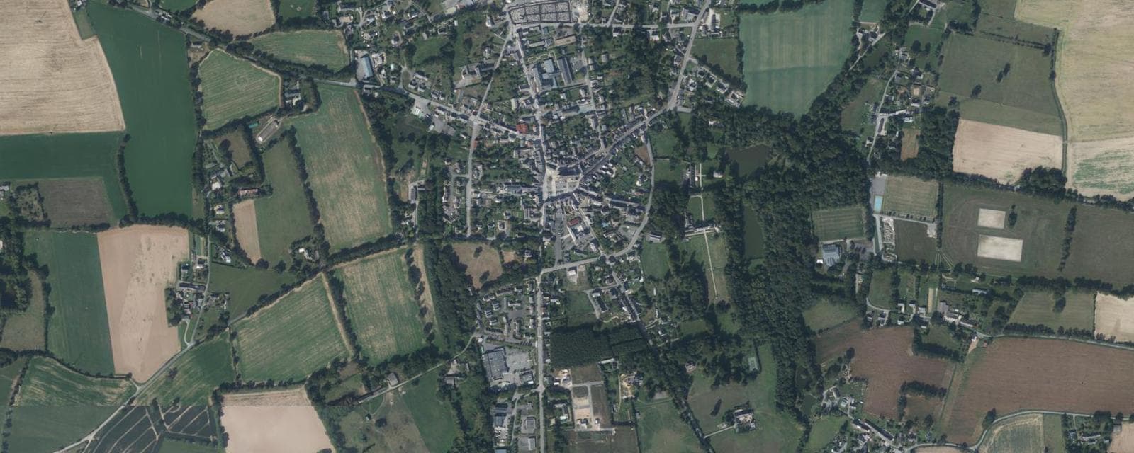 Vue aérienne de Grand-Fougeray (Ille-et-Vilaine)