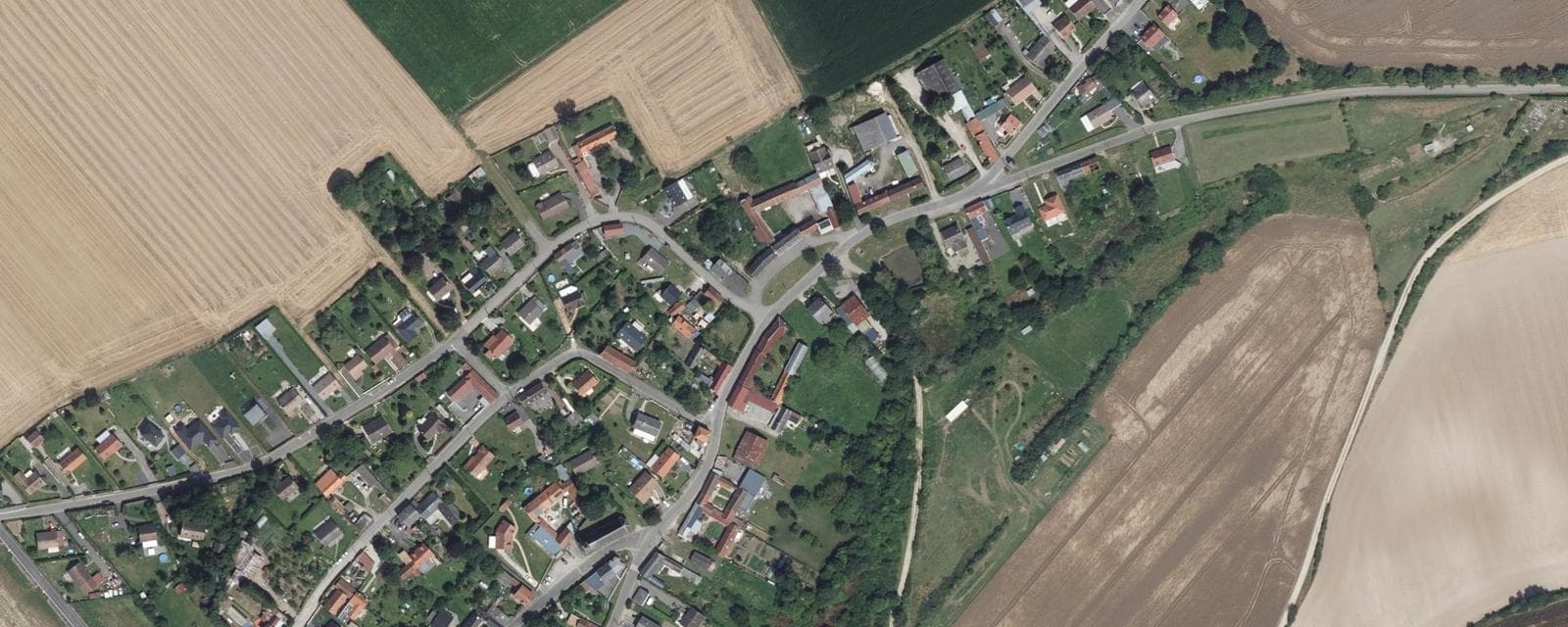 Vue aérienne de Grattepanche (Somme)