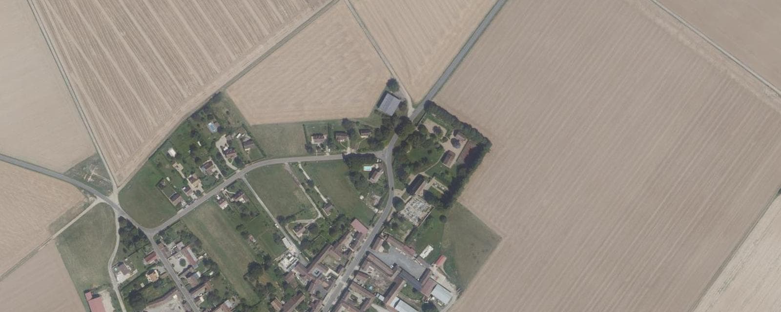 Vue aérienne de Guercheville (Seine-et-Marne)