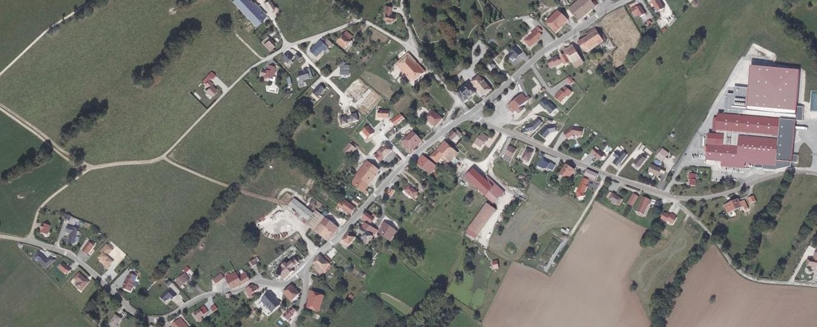 Vue aérienne de Guyans-Durnes (Doubs)