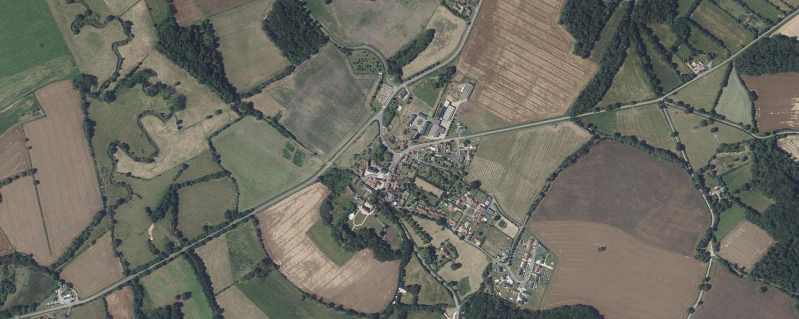 Vue aérienne de Jeu-les-Bois (Indre)