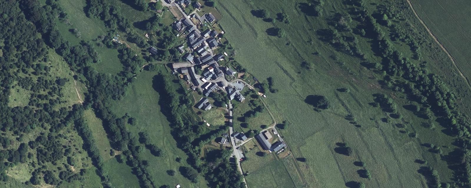 Vue aérienne de Jurvielle (Haute-Garonne)