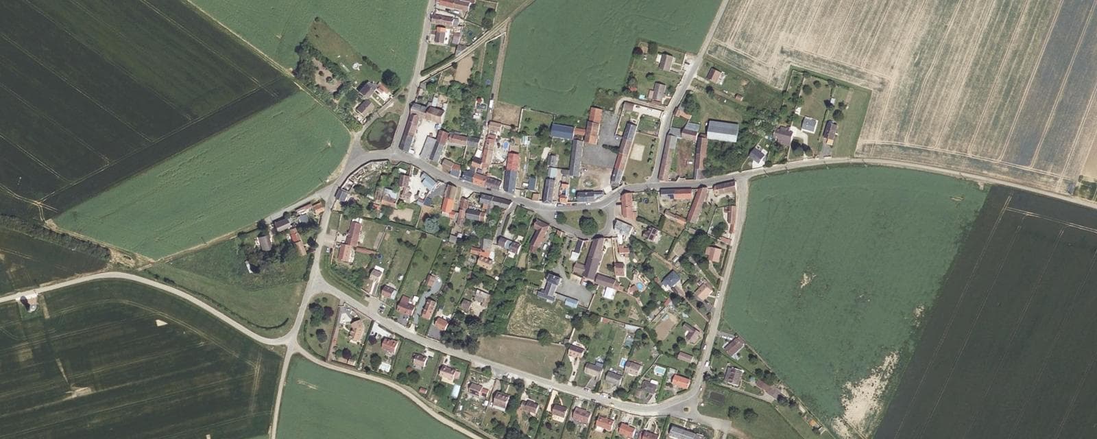 Vue aérienne de La Chapelle-d'Aunainville (Eure-et-Loir)