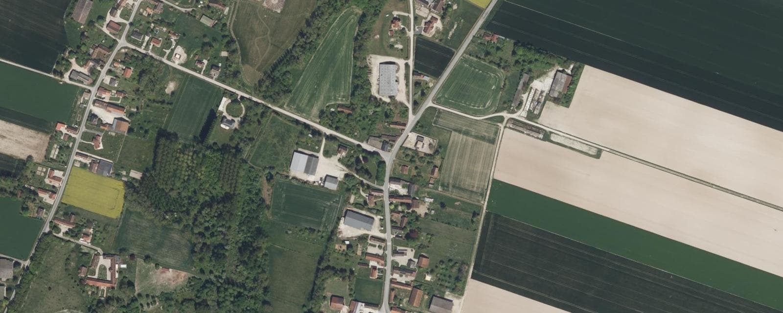 Vue aérienne de La Chapelle-Lasson (Marne)