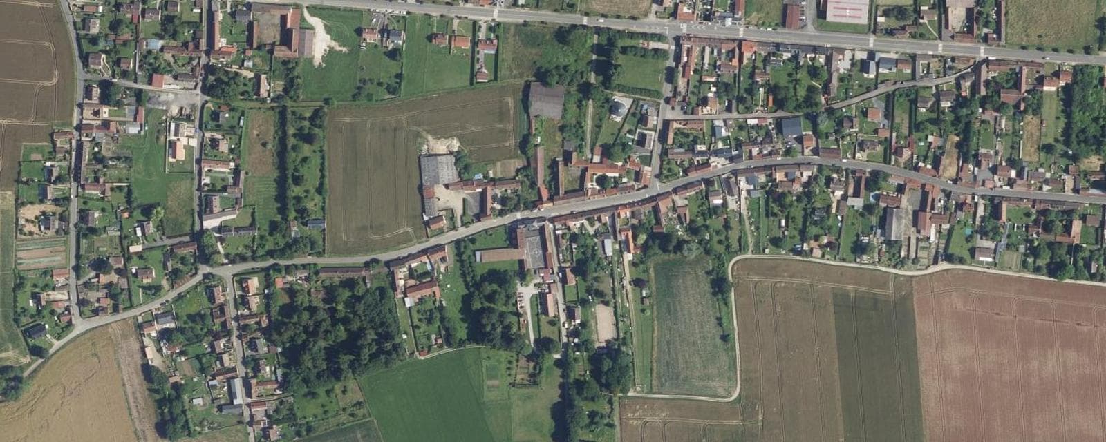 Vue aérienne de La Rue-Saint-Pierre (Oise)