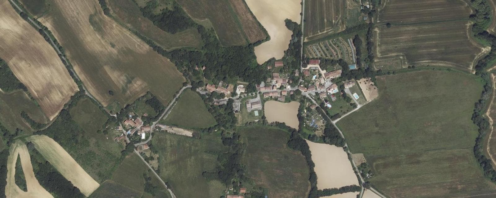 Vue aérienne de Lafage (Aude)