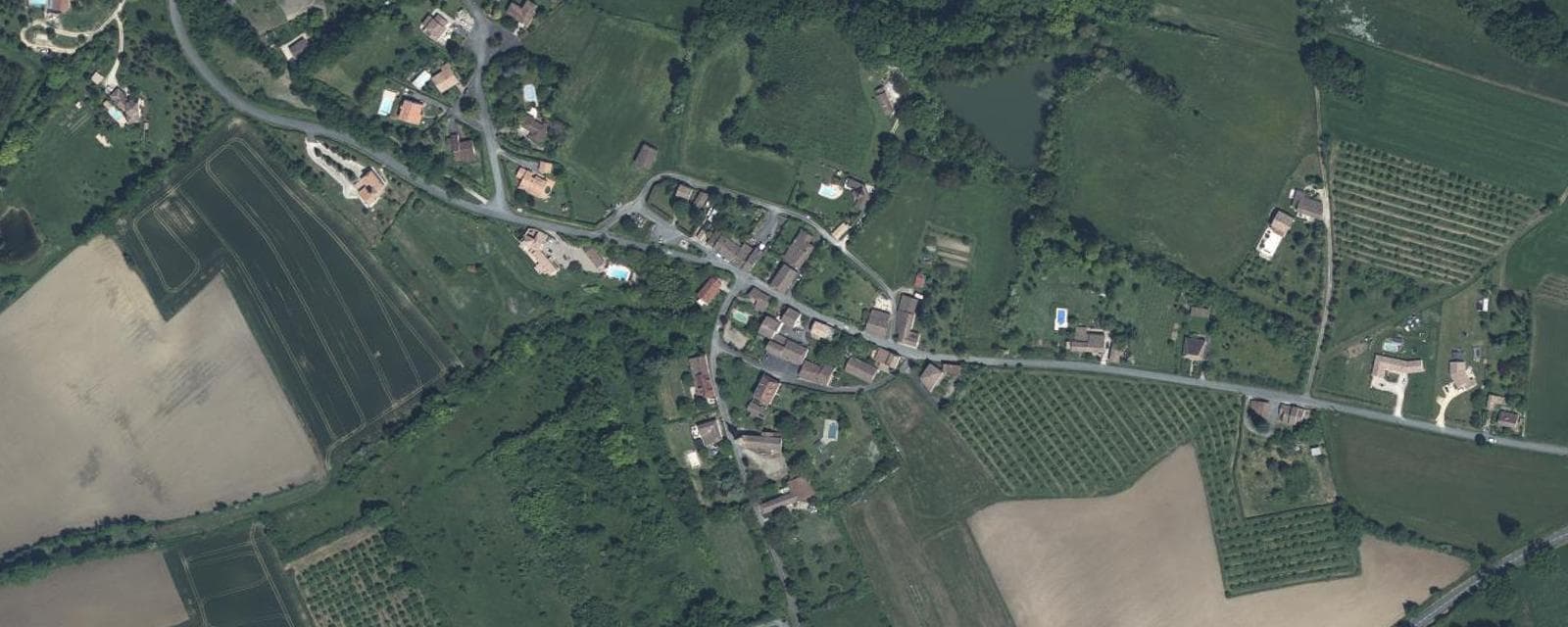 Vue aérienne de Lalandusse (Lot-et-Garonne)