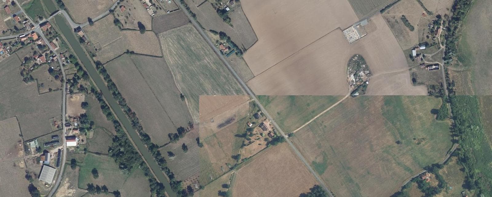 Vue aérienne de Lamenay-sur-Loire (Nièvre)