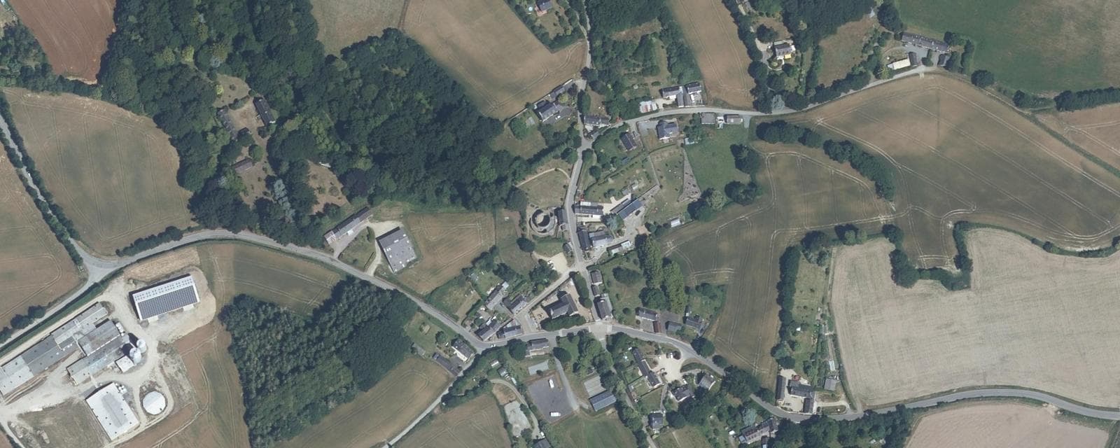 Vue aérienne de Lanleff (Côtes-d'Armor)