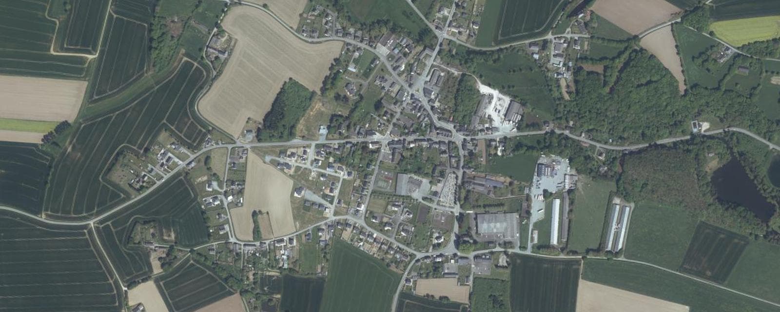 Vue aérienne de Lanrelas (Côtes-d'Armor)