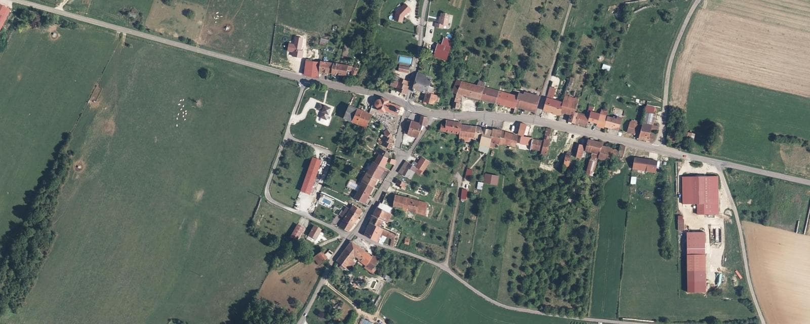 Vue aérienne de Larret (Haute-Saône)