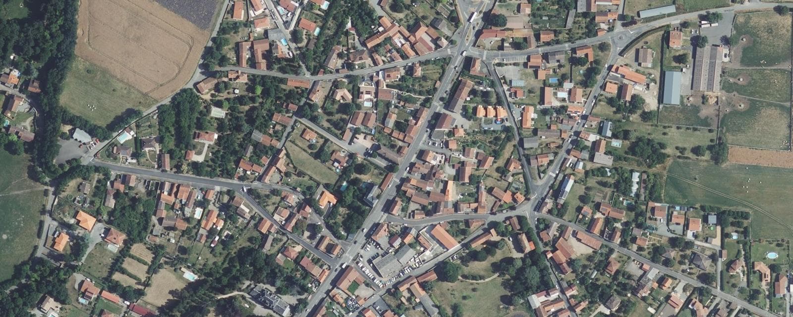 Vue aérienne de Le Cheix-sur-Morge (Puy-de-Dôme)