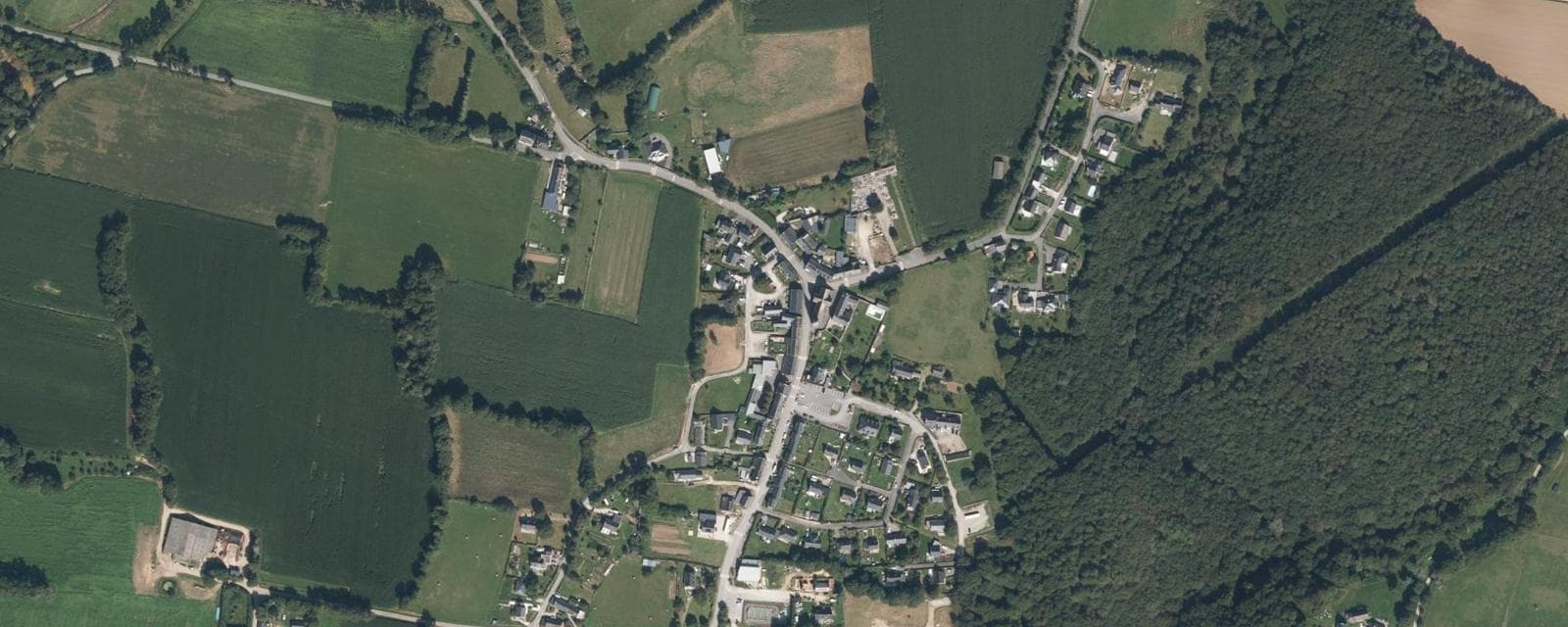 Vue aérienne de Le Cours (Morbihan)