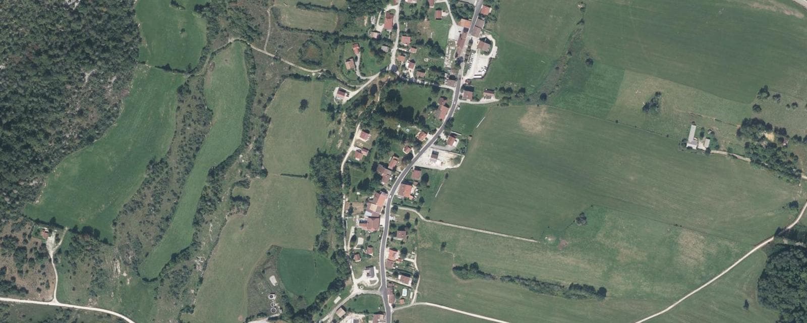 Vue aérienne de Le Frasnois (Jura)