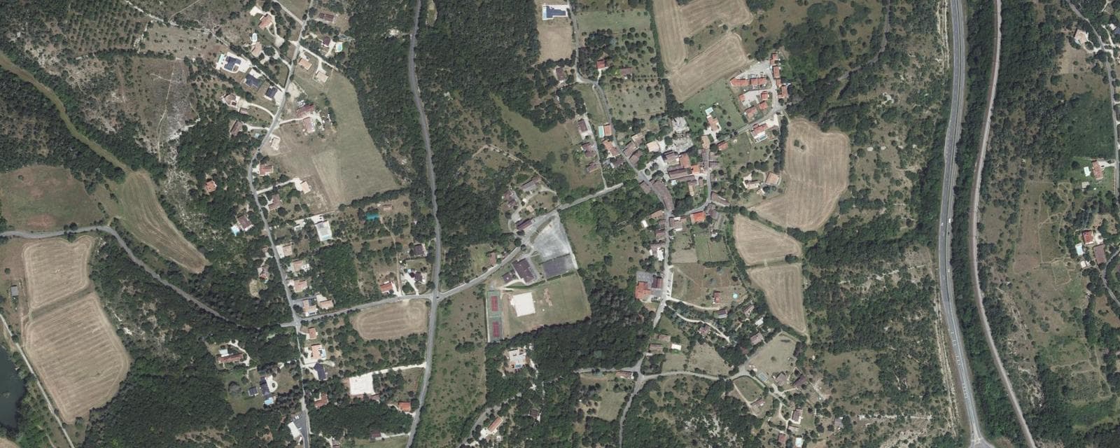 Vue aérienne de Le Montat (Lot)