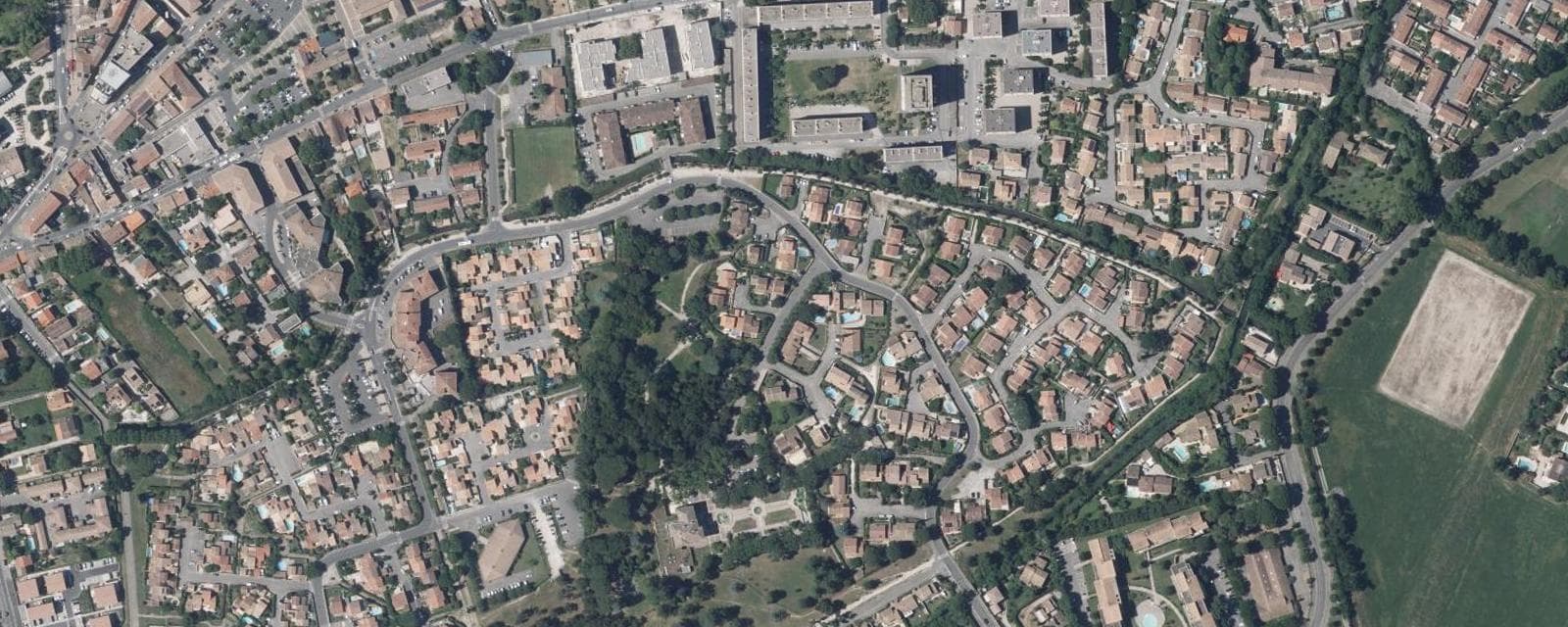 Vue aérienne de Le Pontet (Vaucluse)