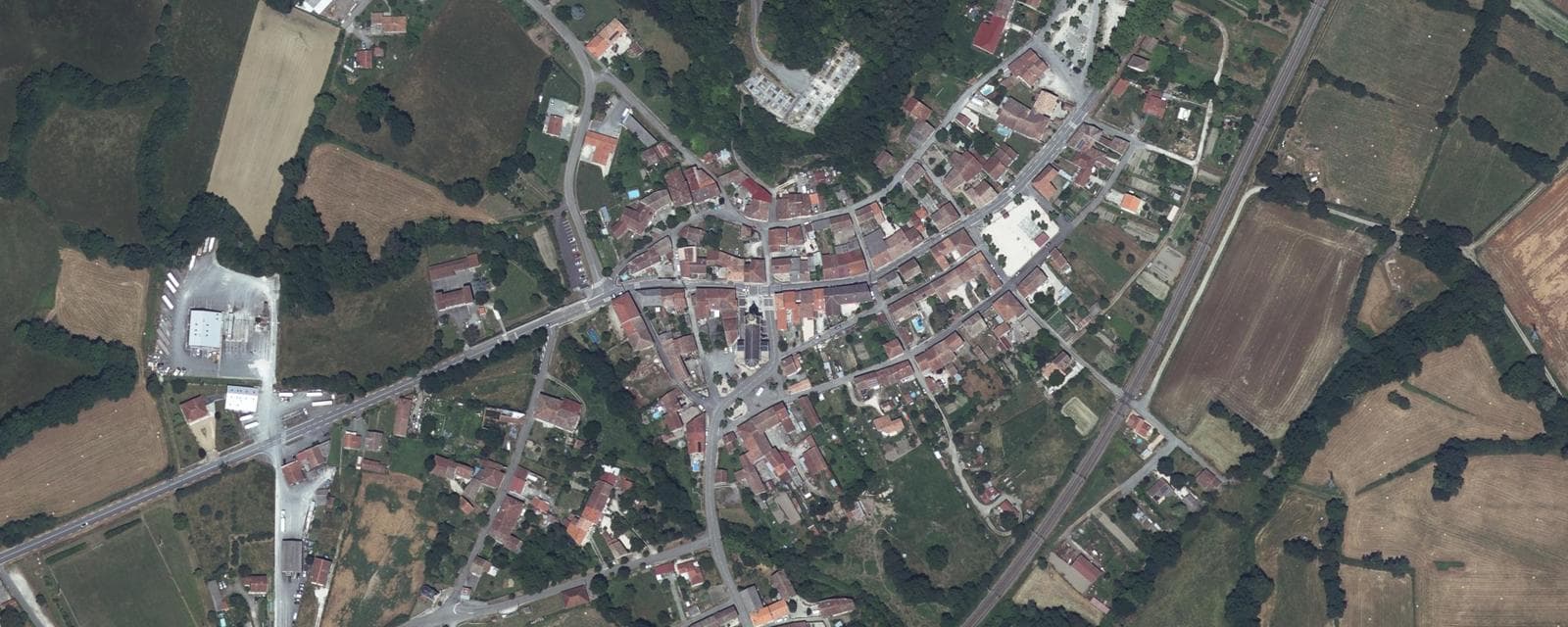 Vue aérienne de Lestelle-de-Saint-Martory (Haute-Garonne)
