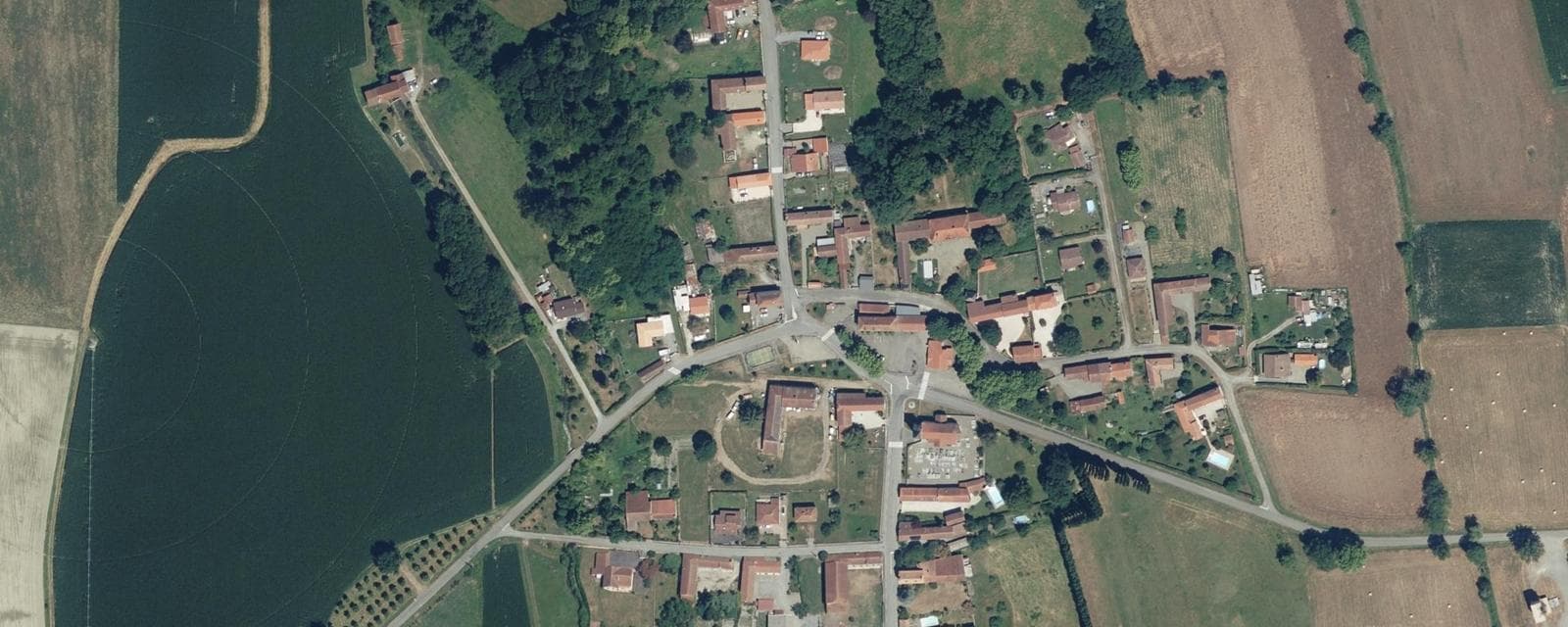 Vue aérienne de Liac (Hautes-Pyrénées)