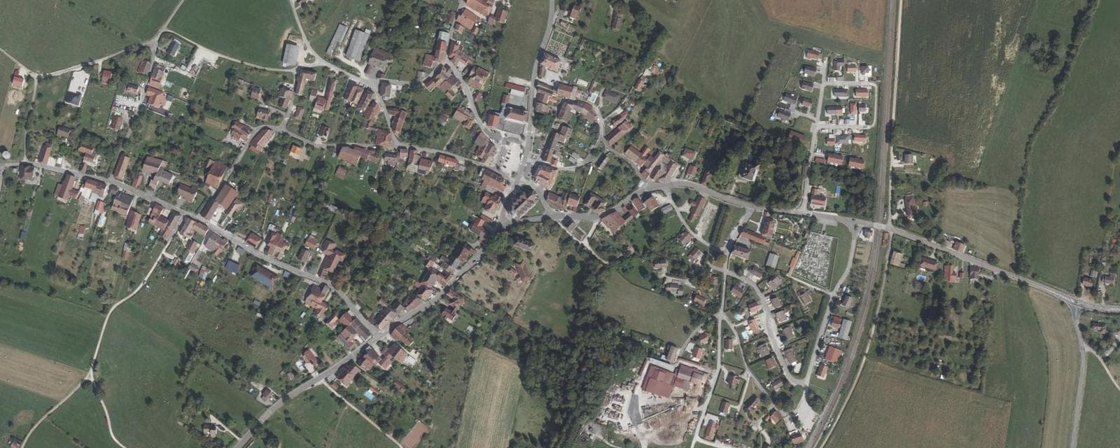 Vue aérienne de Liesle (Doubs)