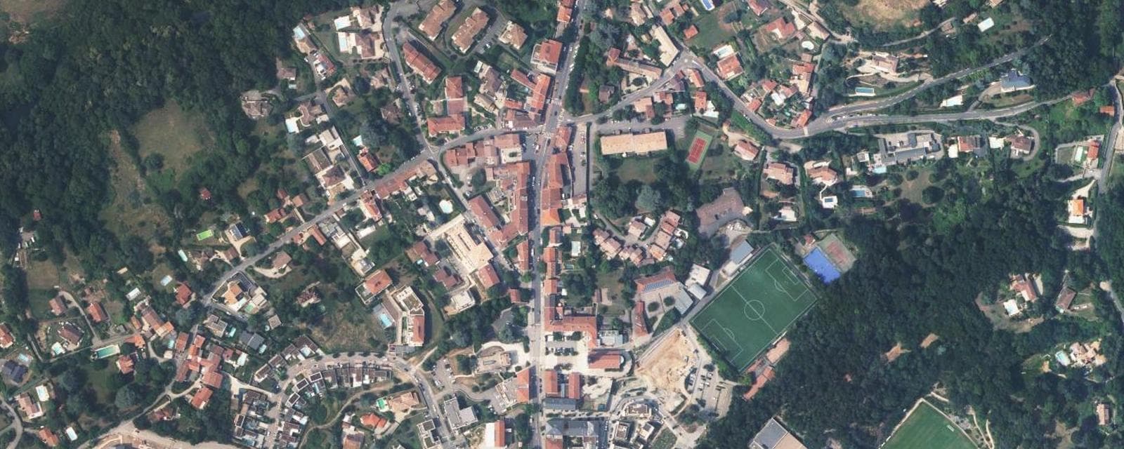 Vue aérienne de Limonest (Rhône)
