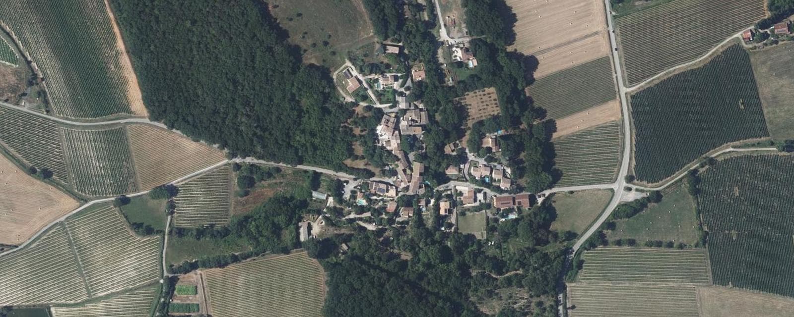 Vue aérienne de Liouc (Gard)
