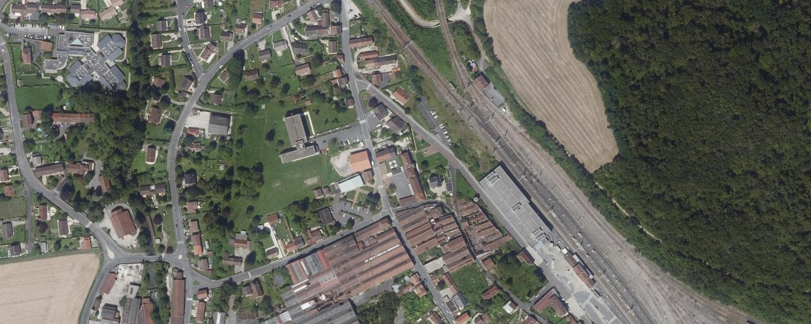 Vue aérienne de Longueville (Seine-et-Marne)