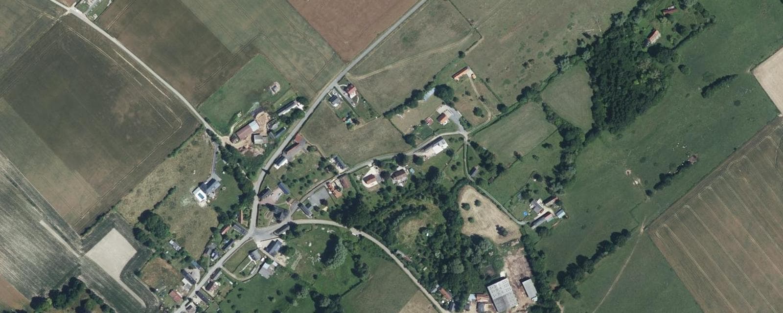 Vue aérienne de Lucy (Seine-Maritime)