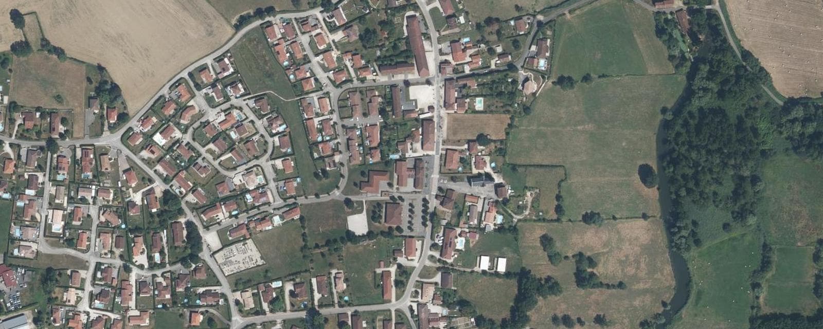 Vue aérienne de Malafretaz (Ain)