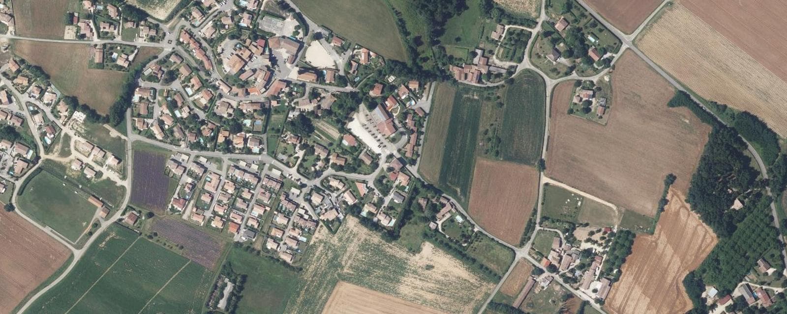 Vue aérienne de Marches (Drôme)