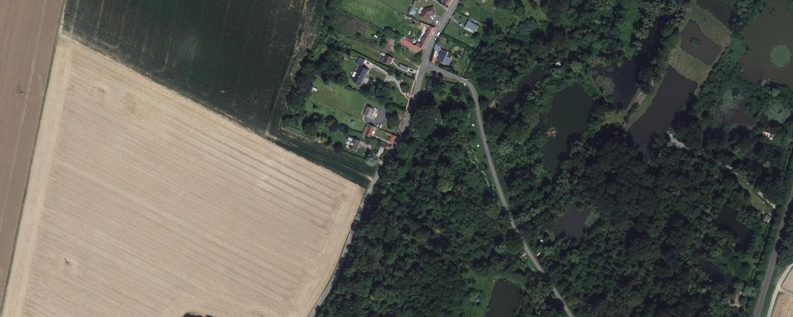 Vue aérienne de Marestmontiers (Somme)