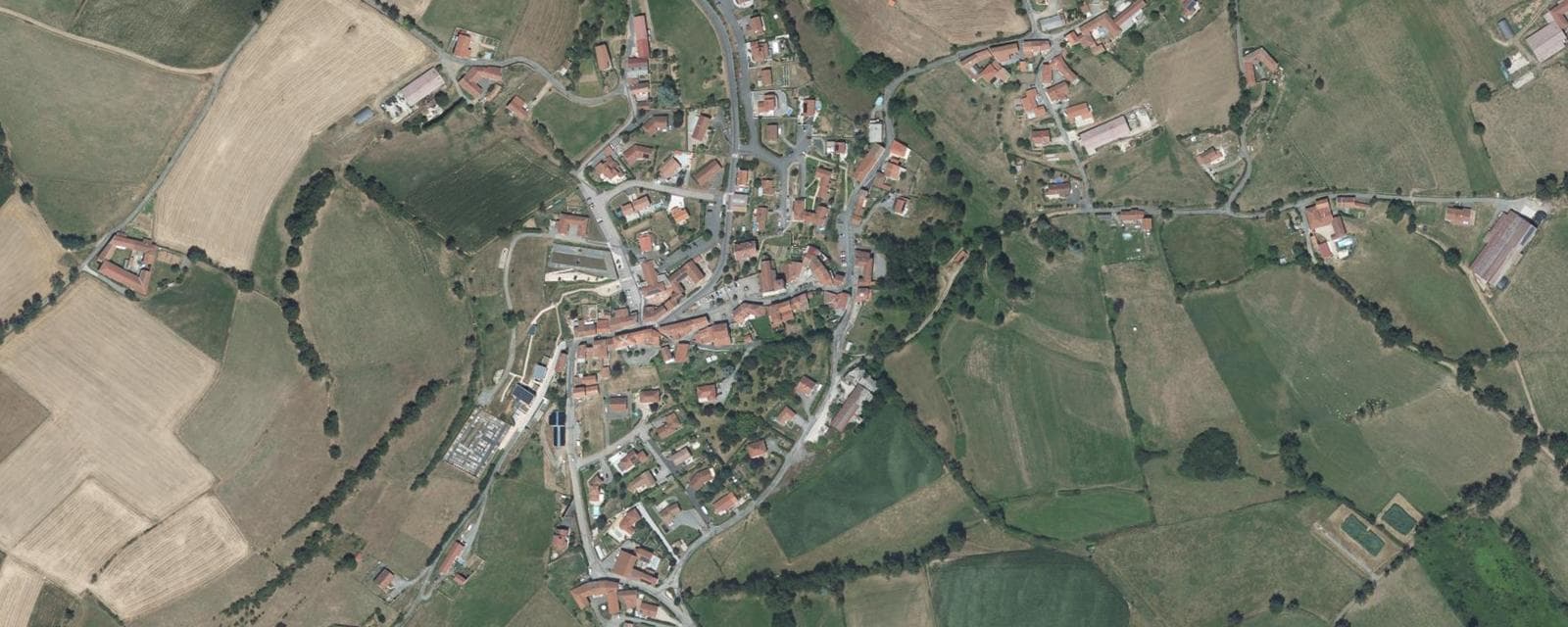Vue aérienne de Meys (Rhône)