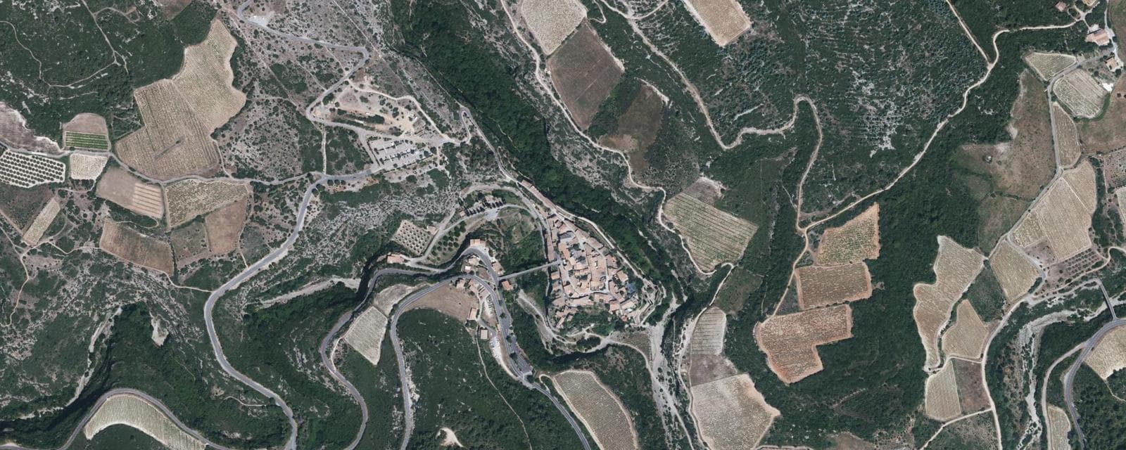 Vue aérienne de Minerve (Hérault)