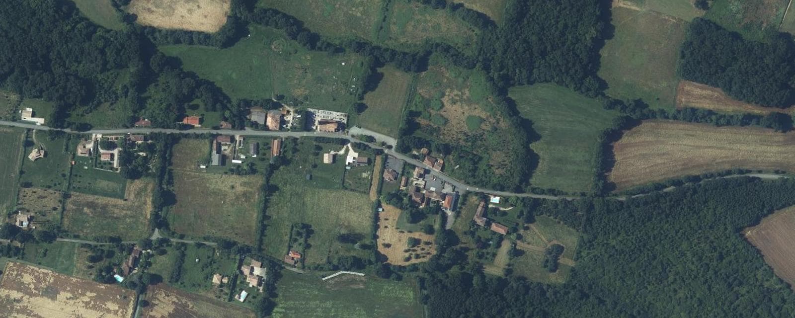 Vue aérienne de Molas (Haute-Garonne)