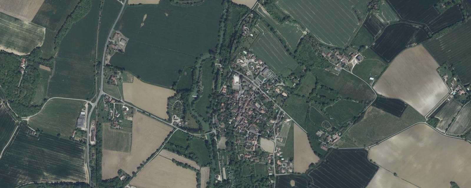 Vue aérienne de Moncrabeau (Lot-et-Garonne)