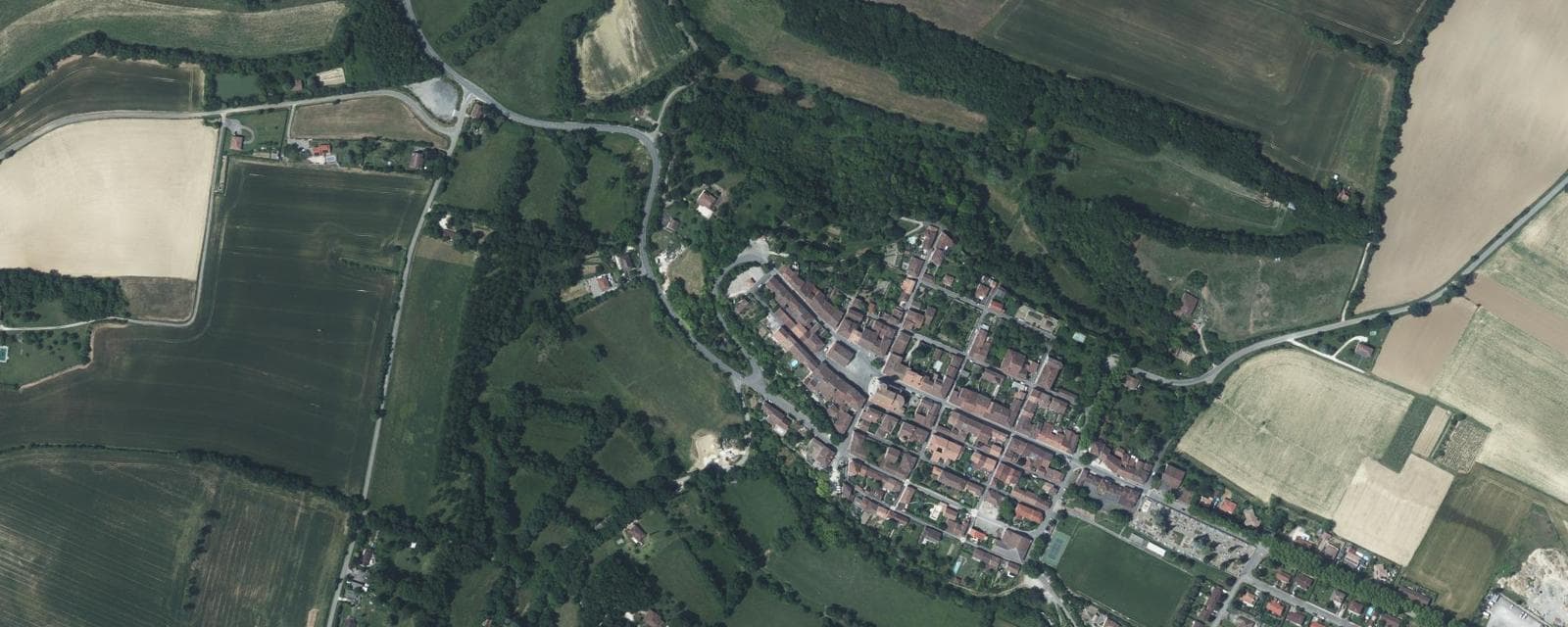 Vue aérienne de Monfort (Gers)