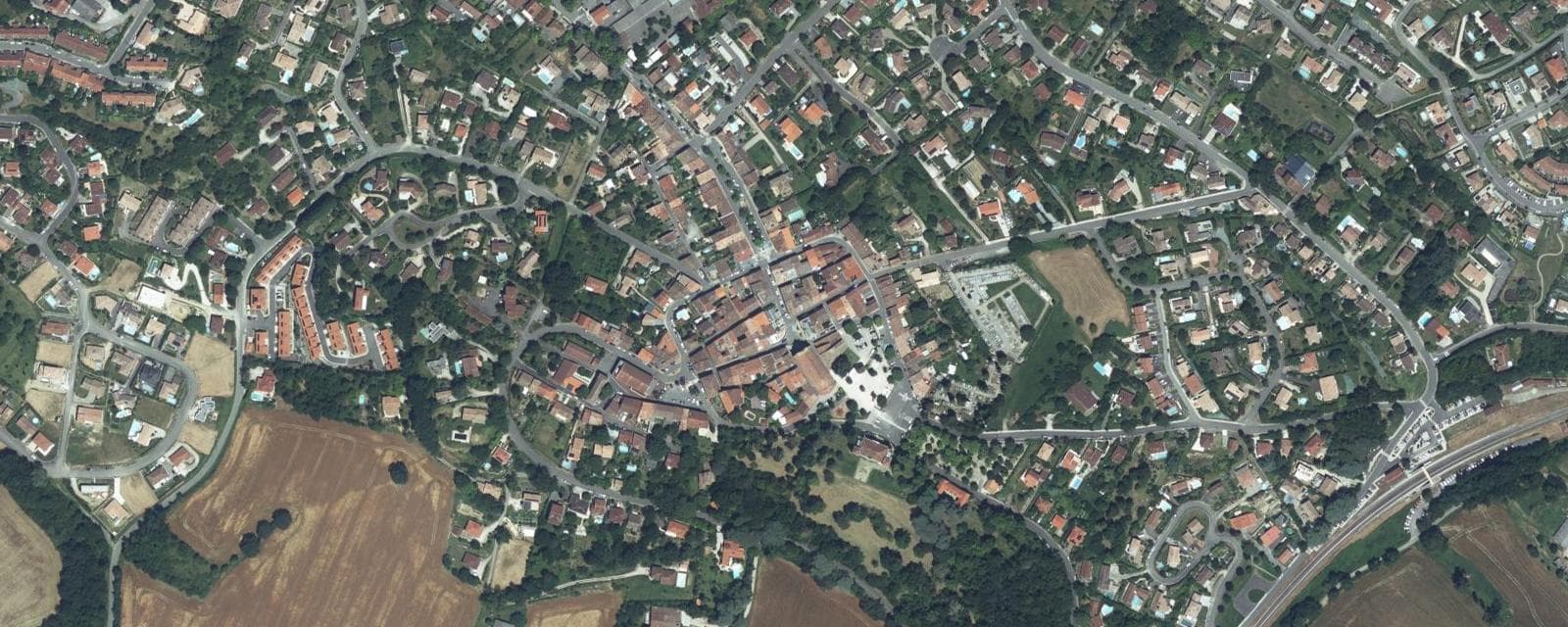 Vue aérienne de Montastruc-la-Conseillère (Haute-Garonne)