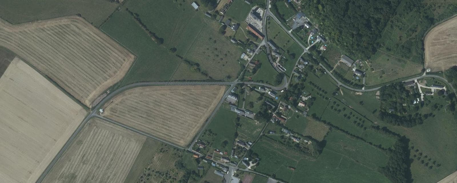 Vue aérienne de Montérolier (Seine-Maritime)