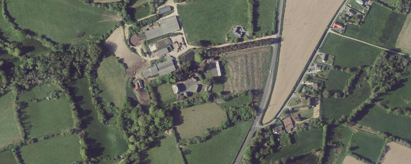 Vue aérienne de Monthuchon (Manche)