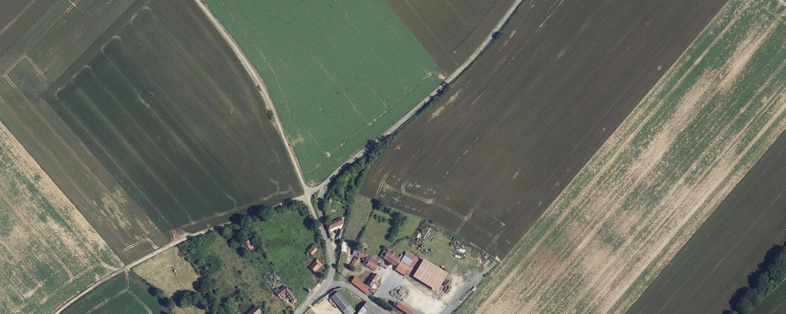 Vue aérienne de Mory-Montcrux (Oise)