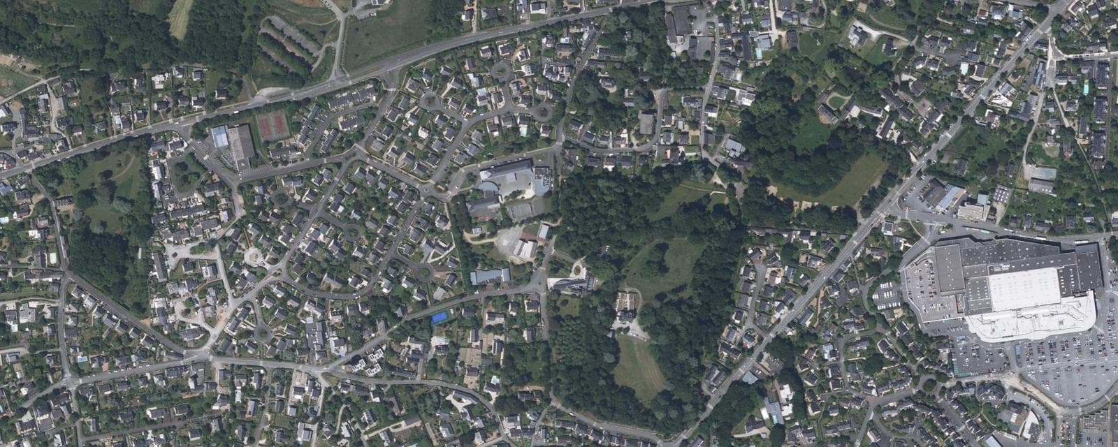 Vue aérienne de Mûrs-Erigné (Maine-et-Loire)