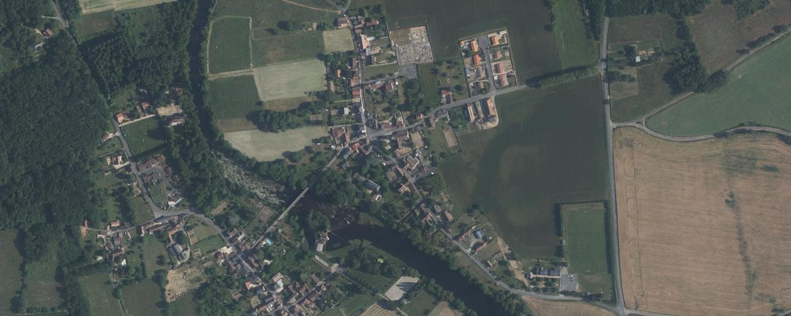 Vue aérienne de Nalliers (Vienne)