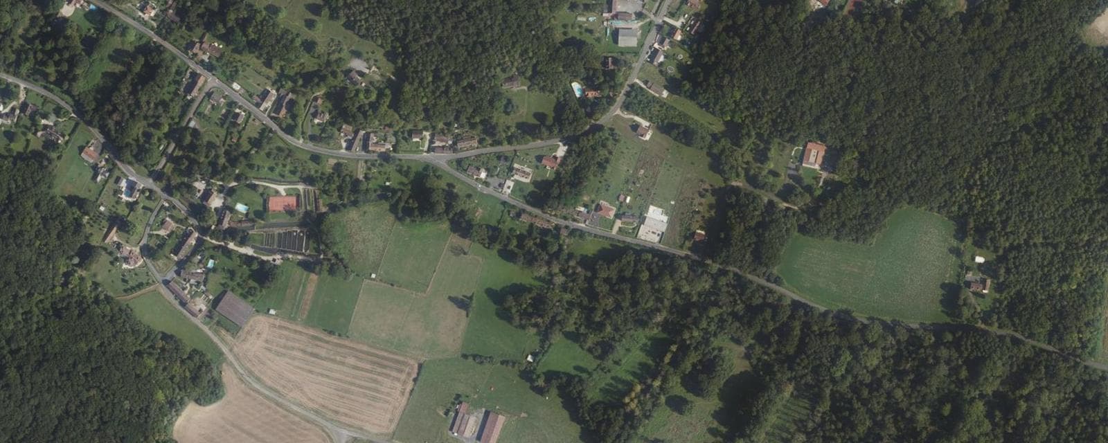 Vue aérienne de Nanteau-sur-Lunain (Seine-et-Marne)