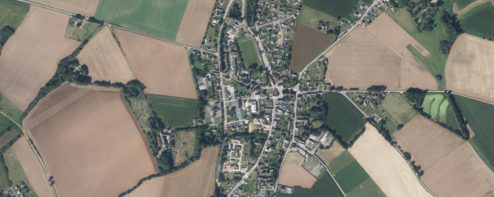 Vue aérienne de Neulliac (Morbihan)
