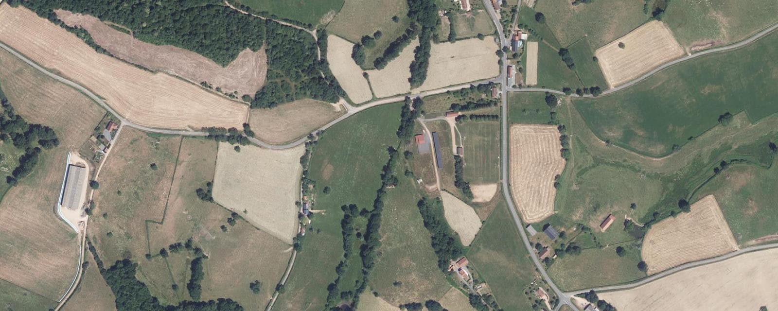 Vue aérienne de Nizerolles (Allier)
