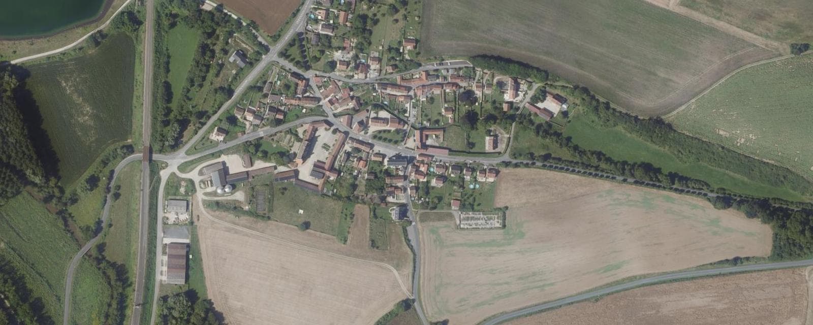Vue aérienne de Ocquerre (Seine-et-Marne)
