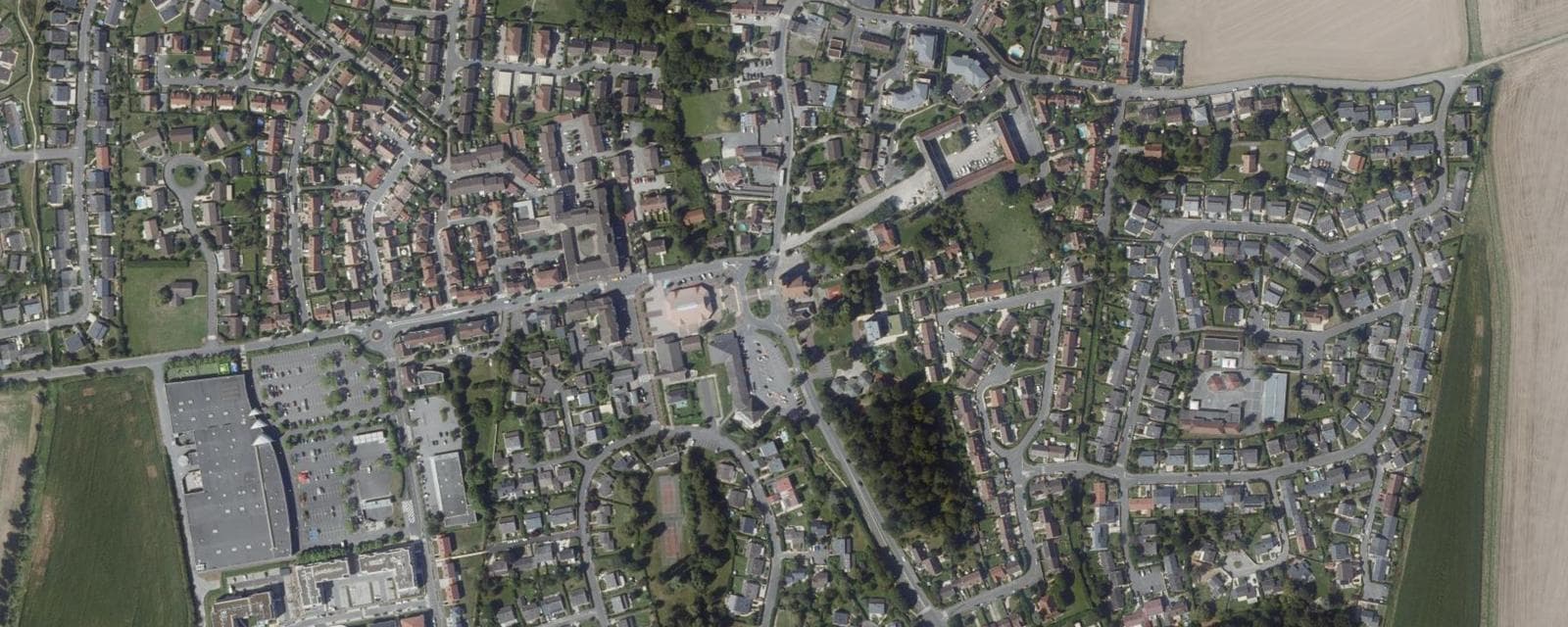 Vue aérienne de Othis (Seine-et-Marne)